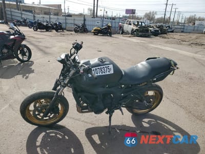 Trzecie zdjęcie samochodu z tyłu: 2006 YAMAHA FZ6 S VIN:JYARJ08E66A005559 - miniatura