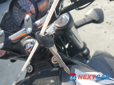 Zdjęcie 8 z 9 samochodu: 2013 SUZUKI SV650 VIN:JS1VP55A8D2101100 - miniatura