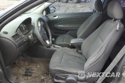 Zdjęcie 7 z 14 samochodu: 2008 PONTIAC G5 VIN:1G2AL18F087320744 - miniatura