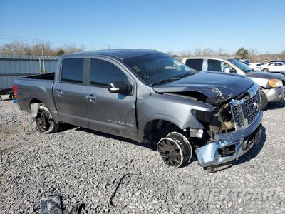 Czwarte zdjęcie samochodu z boku: 2018 NISSAN TITAN S VIN:1N6AA1EJ7JN532632 - miniatura