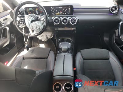 Zdjęcie 8 z 15 samochodu: 2022 MERCEDES-BENZ CLA 250 VIN:W1K5J4GB5NN316804 - miniatura
