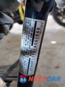 Zdjęcie 9 z 9 samochodu: 2001 YAMAHA XVS1100 VIN:JYAVP11Y51A001566 - miniatura