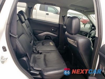 Zdjęcie 11 z 14 samochodu: 2010 MITSUBISHI OUTLANDER XLS VIN:JA4JS4AX4AZ002262 - miniatura