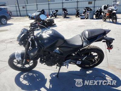 Trzecie zdjęcie samochodu z tyłu: 2022 YAMAHA MT-03 VIN:MH3RH20Y2NK008258 - miniatura