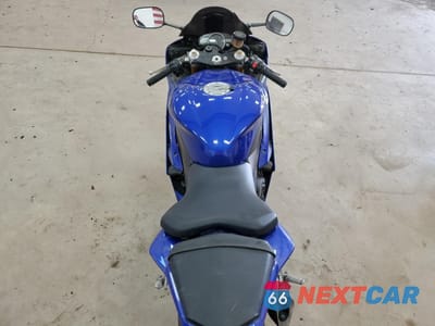 Zdjęcie 6 z 9 samochodu: 2007 YAMAHA YZFR6 L VIN:JYARJ12E87A015977 - miniatura