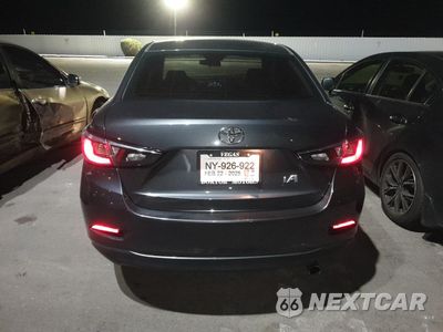 Zdjęcie 6 z 12 samochodu: 2018 TOYOTA YARIS IA VIN:3MYDLBYV8JY313648 - miniatura