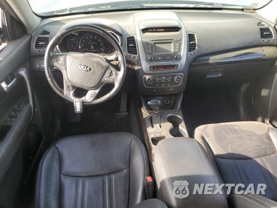 Zdjęcie 8 z 13 samochodu: 2015 KIA SORENTO EX VIN:5XYKUDA79FG564491 - miniatura
