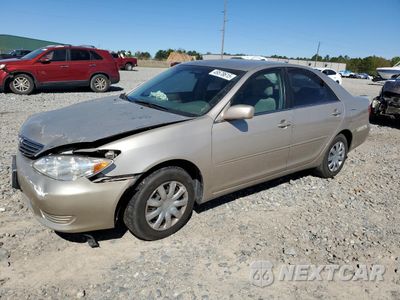 2005 TOYOTA CAMRY LE 4T1BE32K05U514842 - główne zdjęcie licytacji z USA - miniatura