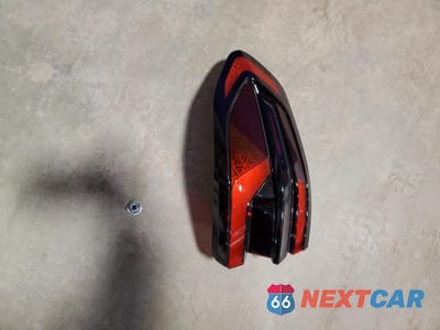 Zdjęcie 13 z 17 samochodu: 2025 BMW X7 XDRIVE40I VIN:5UX23EM05S9X70103 - miniatura