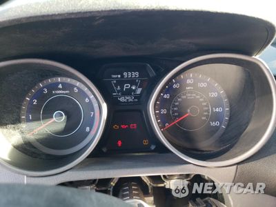 Zdjęcie 9 z 15 samochodu: 2015 HYUNDAI ELANTRA SE VIN:KMHDH4AE8FU390063 - miniatura