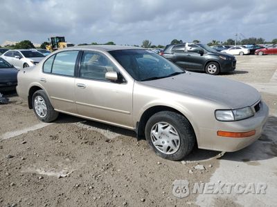 Czwarte zdjęcie samochodu z boku: 1995 NISSAN MAXIMA GLE VIN:JN1CA21D1ST067119 - miniatura