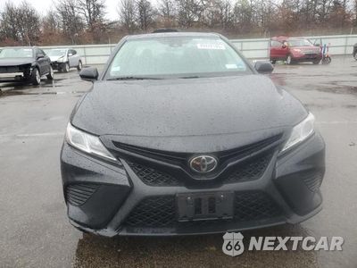 Piąte zdjęcie samochodu w środku: 2020 TOYOTA CAMRY SE VIN:4T1G11AK3LU913250 - miniatura