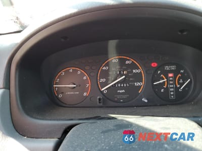 Zdjęcie 9 z 13 samochodu: 1997 HONDA CR-V LX VIN:JHLRD1842VC004035 - miniatura