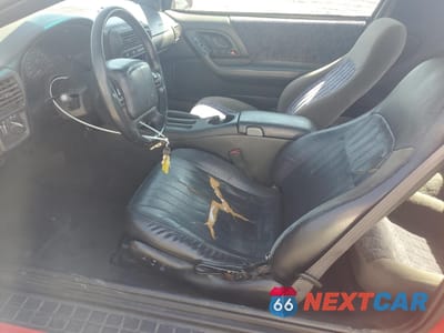 Zdjęcie 7 z 14 samochodu: 2001 CHEVROLET CAMARO VIN:2G1FP22K112118017 - miniatura