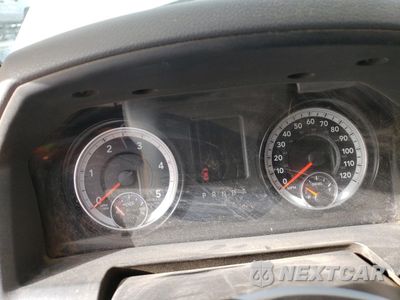 Zdjęcie 9 z 12 samochodu: 2015 RAM 3500 SLT VIN:3C63RRHL9FG625305 - miniatura