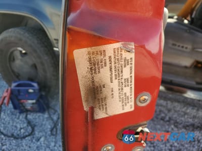 Zdjęcie 15 z 15 samochodu: 1995 GMC YUKON VIN:3GKEK18K2SG503656 - miniatura