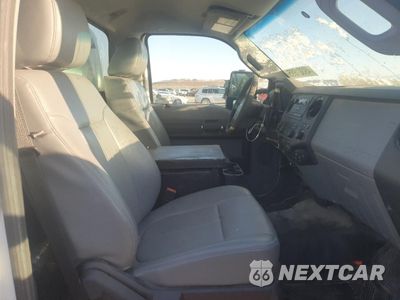 Zdjęcie 10 z 12 samochodu: 2014 FORD F250 SUPER DUTY VIN:1FTBF2B65EEA99042 - miniatura