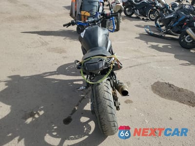 Czwarte zdjęcie samochodu z boku: 2006 YAMAHA FZ6 S VIN:JYARJ08E66A005559 - miniatura
