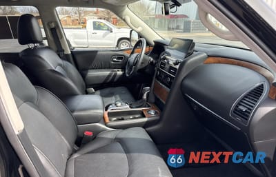 Piąte zdjęcie samochodu w środku: 2023 NISSAN ARMADA SL VIN:JN8AY2BA5P9402590 - miniatura