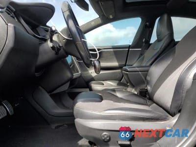 Zdjęcie 7 z 12 samochodu: 2014 TESLA MODEL S VIN:5YJSA1H16EFP58149 - miniatura