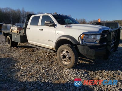 Czwarte zdjęcie samochodu z boku: 2019 RAM 5500 VIN:3C7WRNFL5KG550195 - miniatura