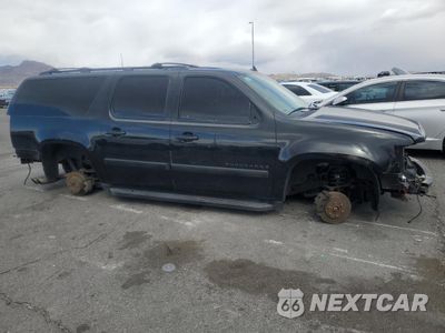 Czwarte zdjęcie samochodu z boku: 2008 CHEVROLET SUBURBAN K1500 LS VIN:3GNFK16368G303052 - miniatura