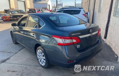 Trzecie zdjęcie samochodu z tyłu: 2014 NISSAN SENTRA S VIN:3N1AB7AP4EY248917 - miniatura