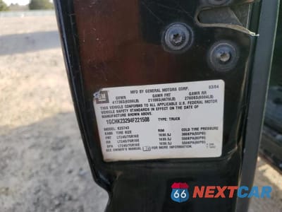 Zdjęcie 12 z 12 samochodu: 2004 CHEVROLET SILVERADO K2500 HEAVY DUTY VIN:1GCHK23294F221508 - miniatura