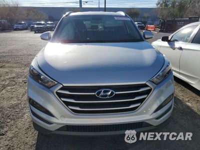 Piąte zdjęcie samochodu w środku: 2018 HYUNDAI TUCSON SEL VIN:KM8J33A40JU771157 - miniatura