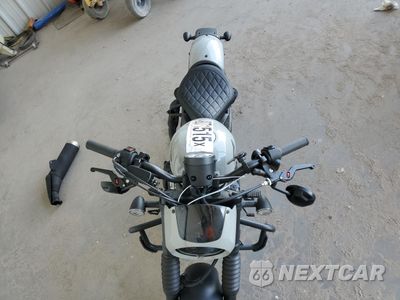 Piąte zdjęcie samochodu w środku: 2024 HONDA CMX500 A2 VIN:MLHPC561XR5700771 - miniatura