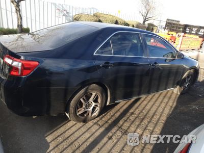 Trzecie zdjęcie samochodu z tyłu: 2014 TOYOTA CAMRY L VIN:4T4BF1FK0ER3T6793 - miniatura