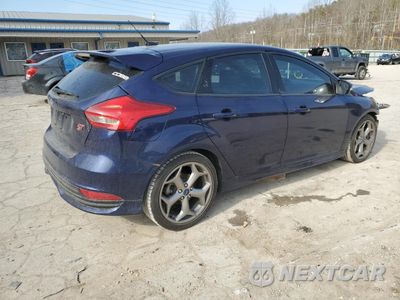 Trzecie zdjęcie samochodu z tyłu: 2017 FORD FOCUS ST VIN:1FADP3L97HL318271 - miniatura