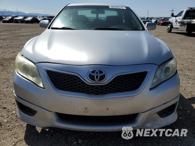 Piąte zdjęcie samochodu w środku: 2010 TOYOTA CAMRY BASE VIN:4T1BF3EK6AU083913 - miniatura