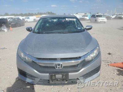 Piąte zdjęcie samochodu w środku: 2018 HONDA CIVIC LX VIN:2HGFC2F52JH519629 - miniatura