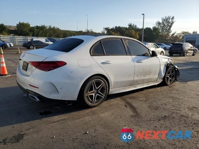 Trzecie zdjęcie samochodu z tyłu: 2024 MERCEDES-BENZ C 300 VIN:W1KAF4GB2RR230221 - miniatura