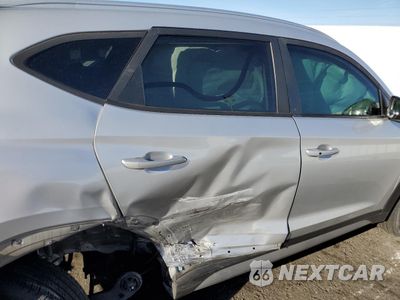 Zdjęcie 11 z 13 samochodu: 2018 HYUNDAI TUCSON SEL VIN:KM8J33A40JU771157 - miniatura