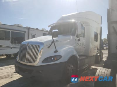 Drugie zdjęcie samochodu z przodu: 2016 INTERNATIONAL PROSTAR SEMI TRUCK VIN:3HSDJAPR3GN139654 - miniatura