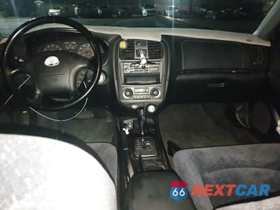 Zdjęcie 8 z 12 samochodu: 2003 HYUNDAI SONATA GL VIN:KMHWF25S63A761771 - miniatura