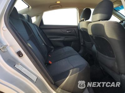 Zdjęcie 10 z 14 samochodu: 2016 NISSAN ALTIMA 2.5 VIN:1N4AL3AP6GN330575 - miniatura