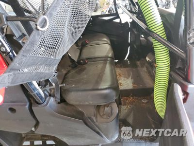 Zdjęcie 6 z 10 samochodu: 2023 HONDA SXS1000 M6D VIN:1HFVE0812P4003141 - miniatura