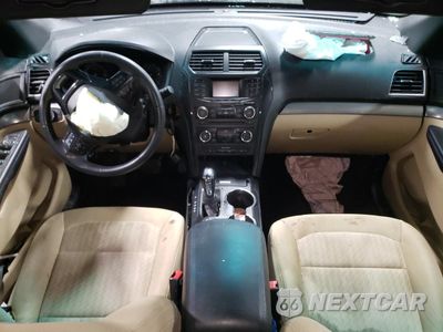 Zdjęcie 8 z 13 samochodu: 2016 FORD EXPLORER VIN:1FM5K8B80GGB10058 - miniatura