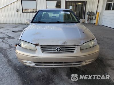 Piąte zdjęcie samochodu w środku: 1997 TOYOTA CAMRY CE VIN:4T1BG22K7VU754734 - miniatura