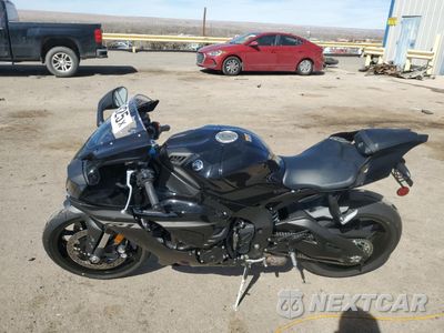 Trzecie zdjęcie samochodu z tyłu: 2024 YAMAHA YZFR1 VIN:JYARN66E2RA003774 - miniatura