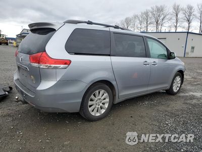 Trzecie zdjęcie samochodu z tyłu: 2012 TOYOTA SIENNA XLE VIN:5TDDK3DC4CS033098 - miniatura
