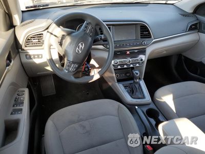 Zdjęcie 8 z 12 samochodu: 2020 HYUNDAI ELANTRA SEL VIN:5NPD84LF0LH627614 - miniatura