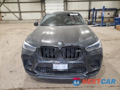 Piąte zdjęcie samochodu w środku: 2022 BMW X6 M VIN:5YMCY0C01N9J70735 - miniatura