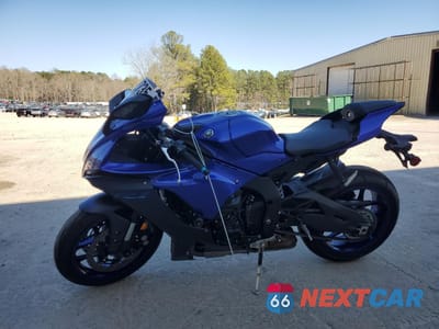 Trzecie zdjęcie samochodu z tyłu: 2023 YAMAHA YZFR1 VIN:JYARN66E9PA002845 - miniatura