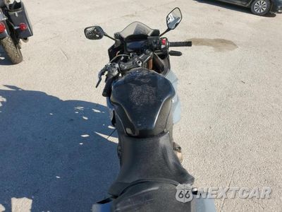 Zdjęcie 6 z 8 samochodu: 2023 HONDA CBR500 RA VIN:MLHPC625XP5400210 - miniatura