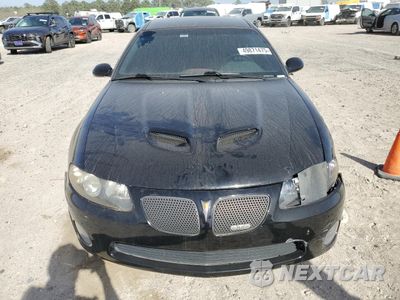 Piąte zdjęcie samochodu w środku: 2006 PONTIAC GTO VIN:6G2VX12U36L549469 - miniatura