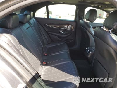 Zdjęcie 10 z 14 samochodu: 2017 MERCEDES-BENZ E 300 4MATIC VIN:WDDZF4KB9HA063766 - miniatura